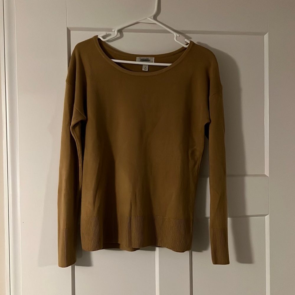 Dressbarn - Tan Sweater - Small - Good condition - Picture 1 of 2